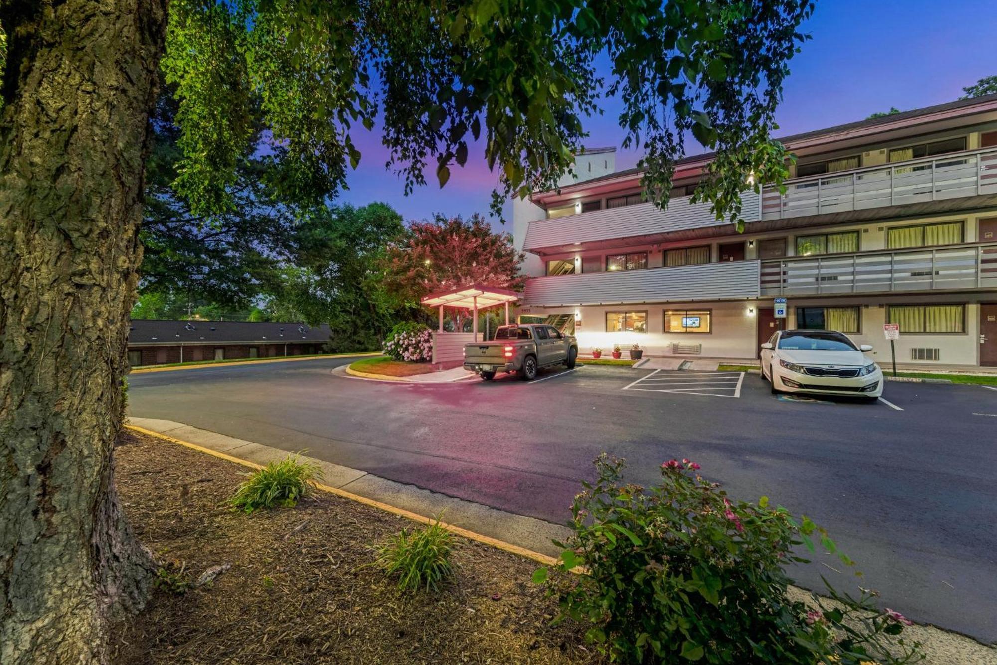 Red Roof Inn Plus+ Washington Dc - Alexandria Esterno foto